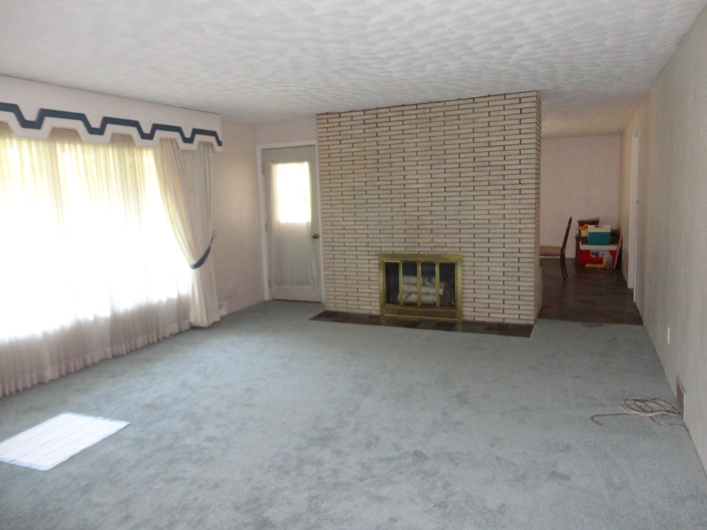 17 Ridge Road Longmeadow, MA 01106 - Photo 8 of 26