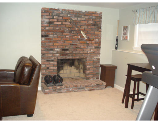 8 Oberlin Road Danvers, MA 01923 - Photo 4 of 15 Gallery Image 4