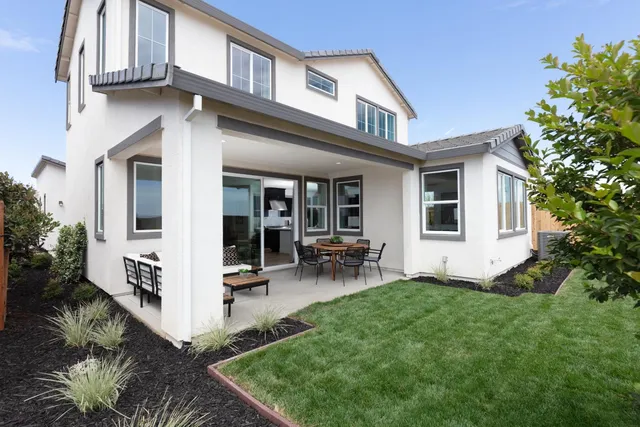 $749,990 | 12764 Castaic Lk Way, Rancho Cordova, CA 95742