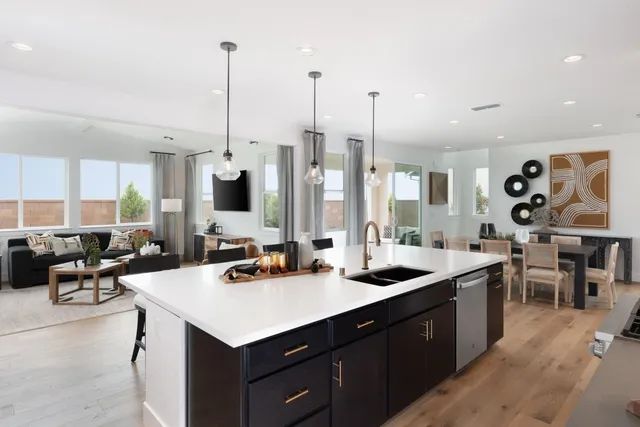 $749,990 | 12764 Castaic Lk Way, Rancho Cordova, CA 95742