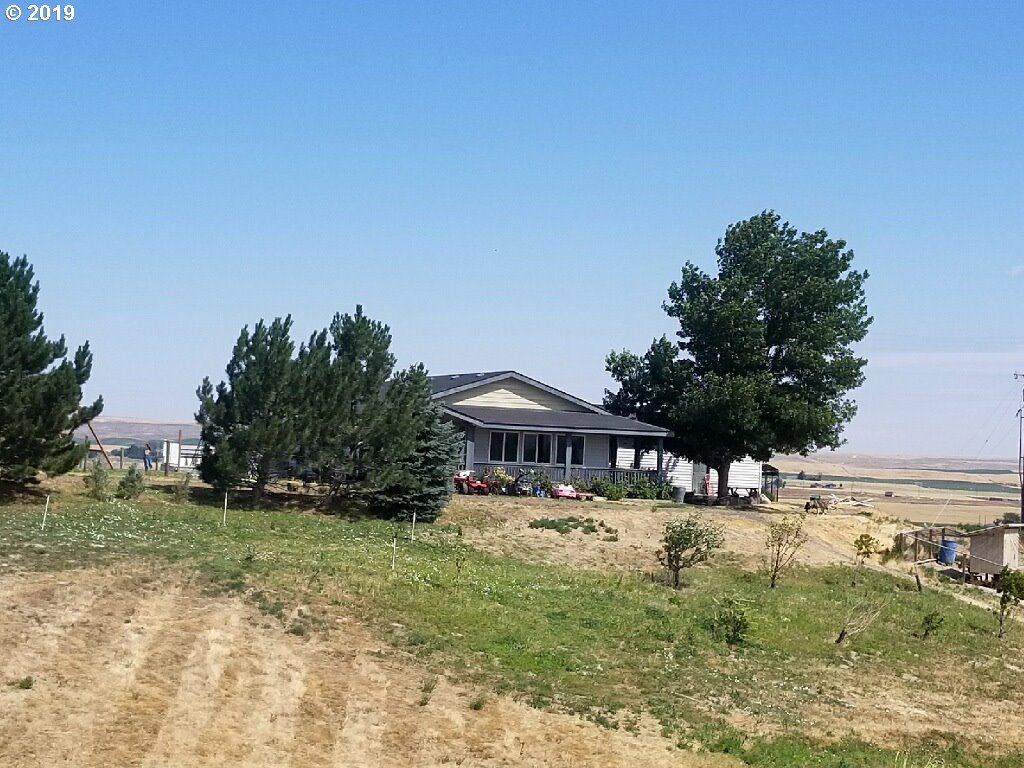 367 Jacobs Road Touchet, WA 99360 - Photo 2 of 22