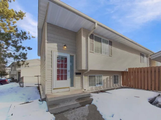 $203,000 | 4133 West 125th Street, Unit 1, Savage, MN 55378