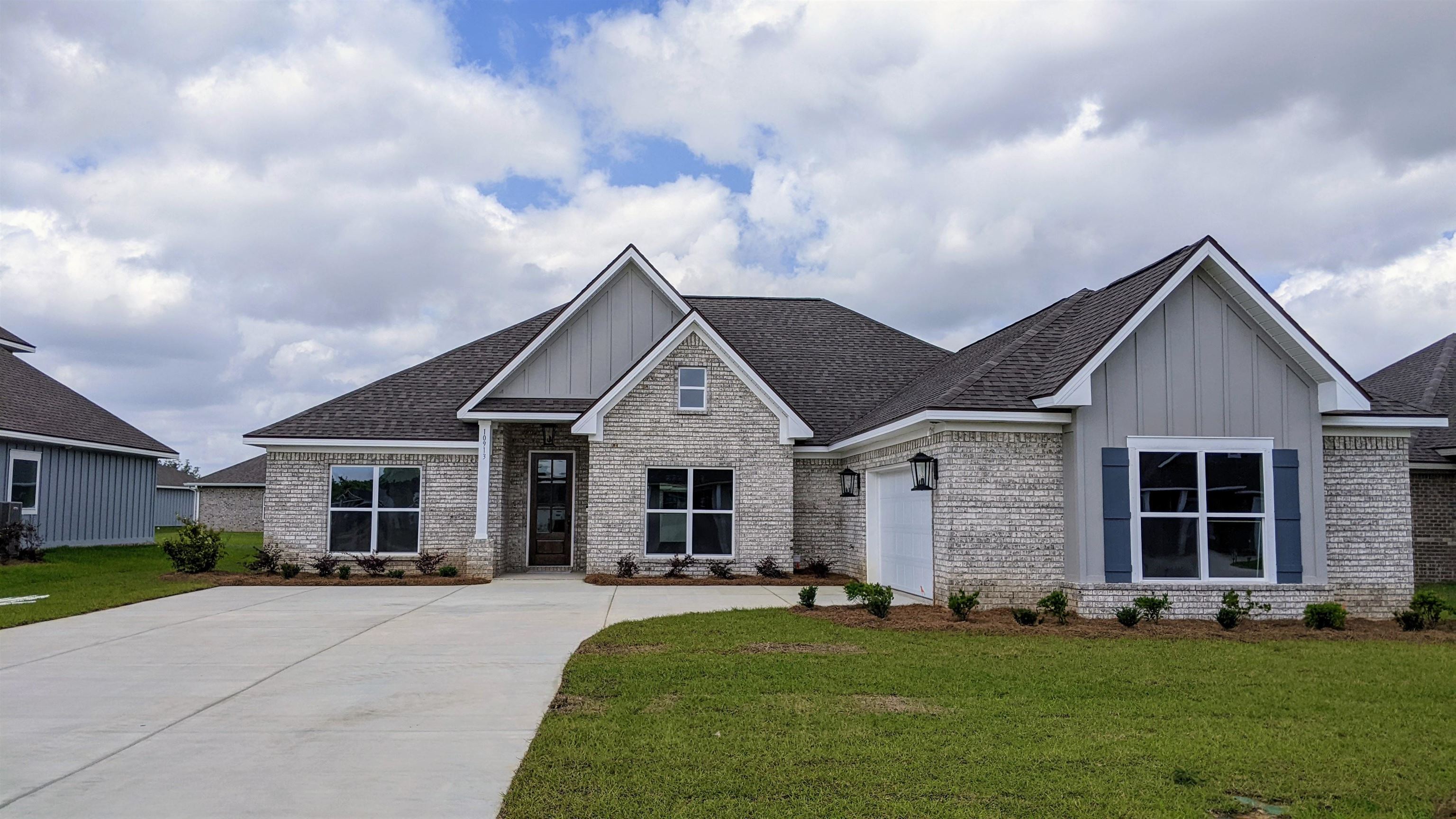 10913 Secretariat Boulevard Daphne, AL 36526 - Photo 1 of 17