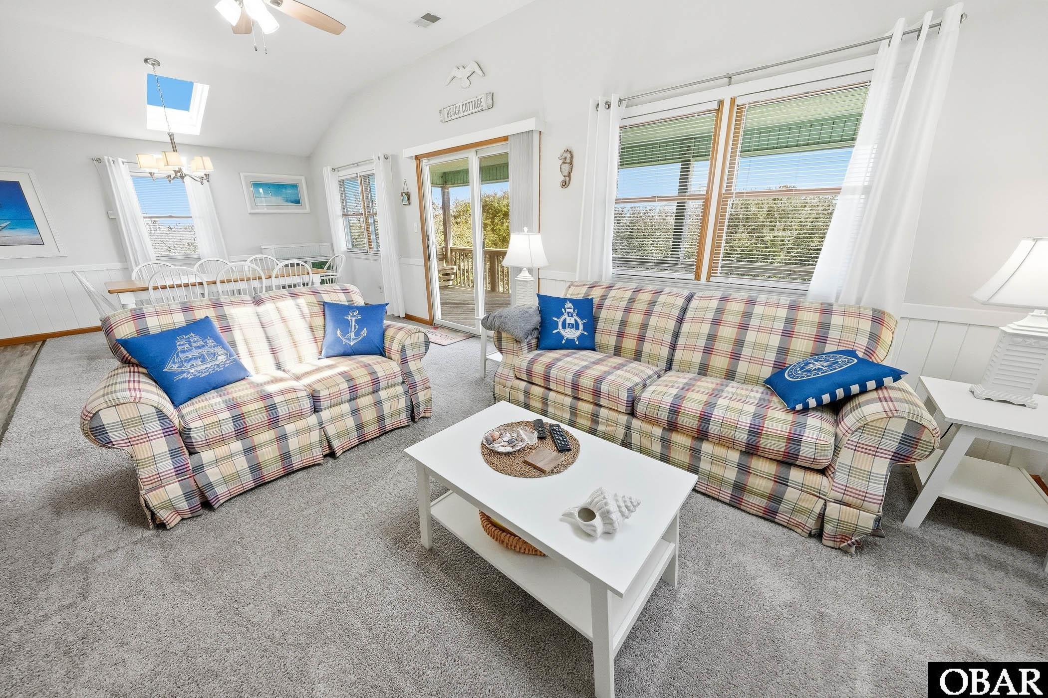 3629 Goosander Street, Unit 3 Kitty Hawk, NC 27949 - Photo 5 of 50 Light Airy Living