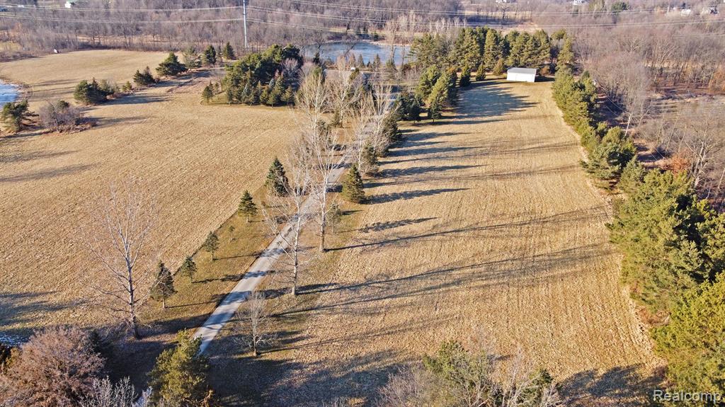 10115 County Line Road Goodrich, MI 48438 - Photo 58 of 88