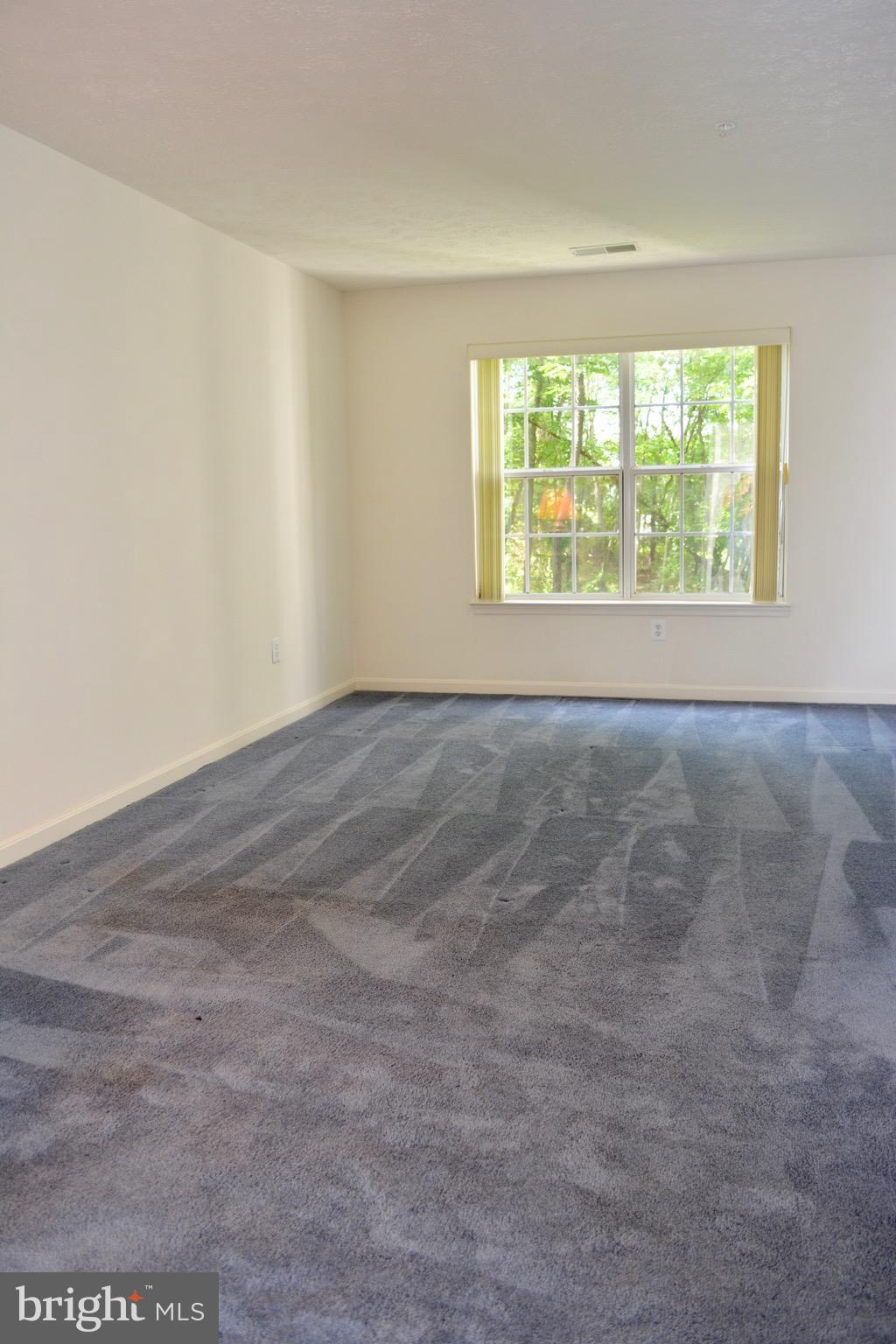 664 Kennington Road, Unit 664 Reisterstown, MD 21136 - Photo 10 of 21 Bedroom (Master)