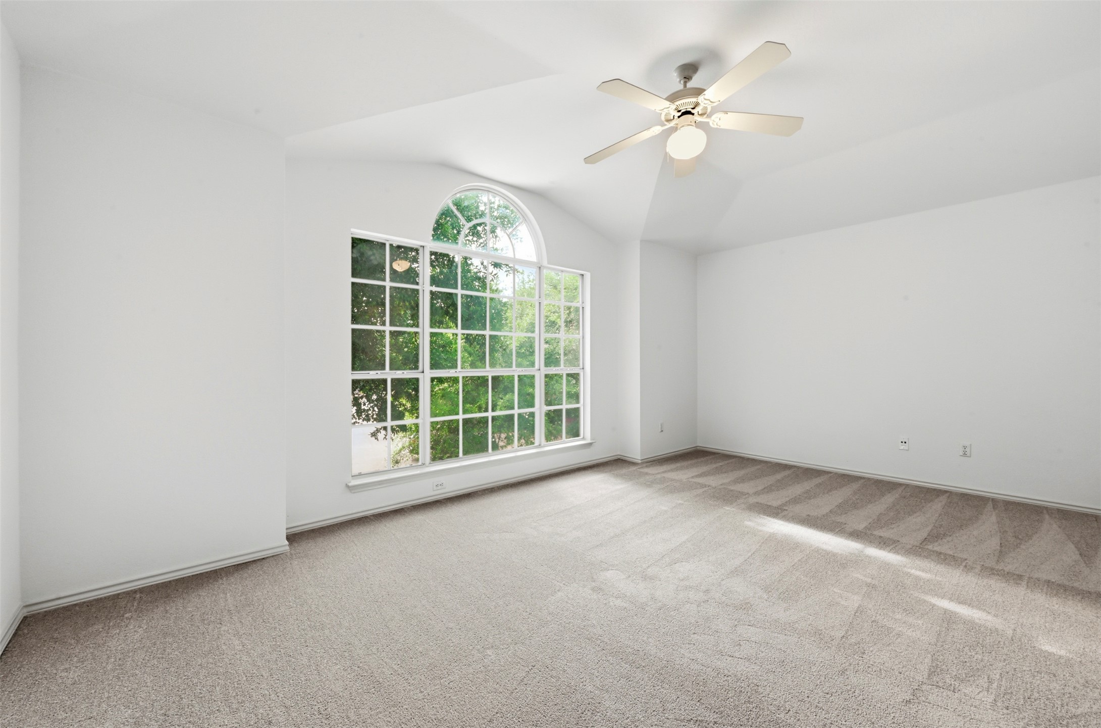 3629 Ruby Red Drive Austin, TX 78728 - Photo 15 of 35 The Primary bedroom is spacious with newly installed carpeting and a large window area for natural light