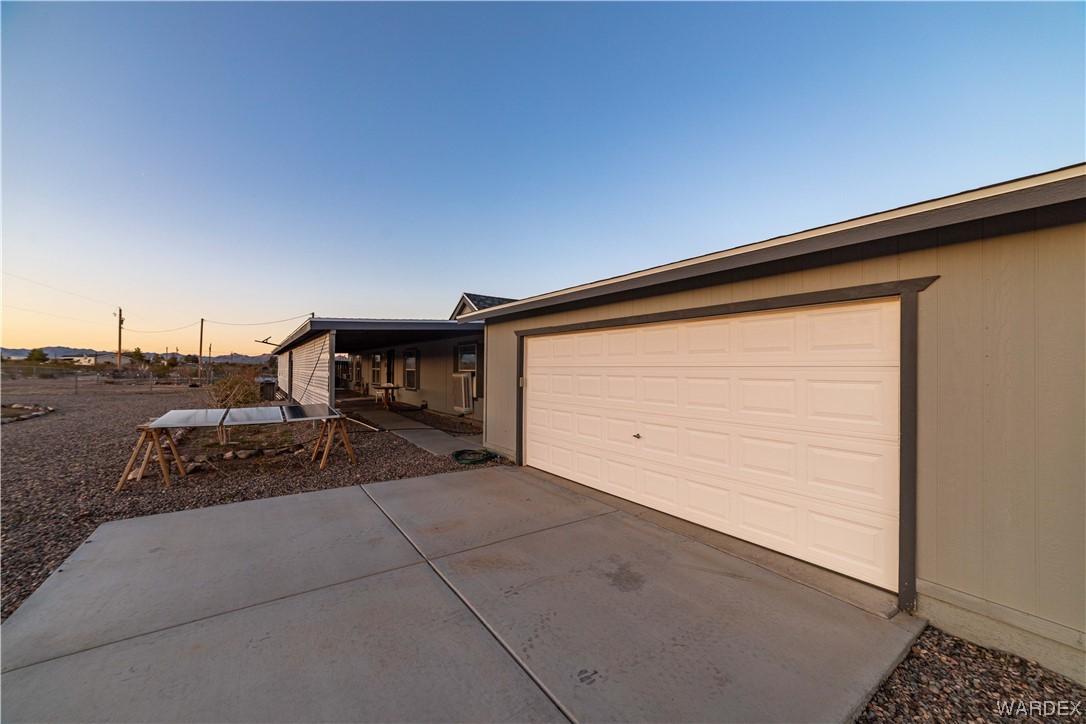 734 Eloy Road Golden Valley, AZ 86413 - Photo 5 of 83