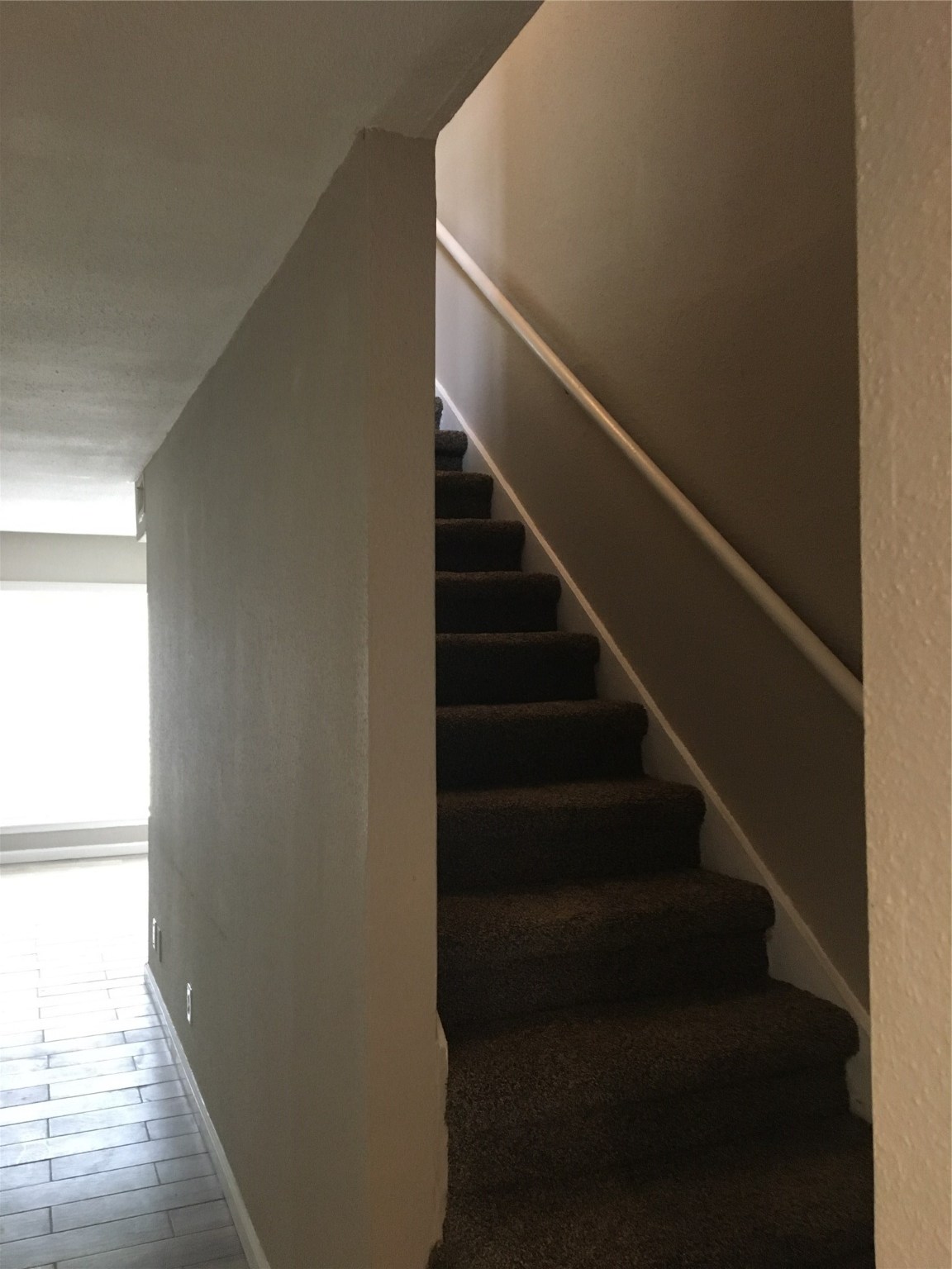 6200 West Tidwell Road, Unit 806 Houston, TX 77092 - Photo 4 of 10 a view of entryway