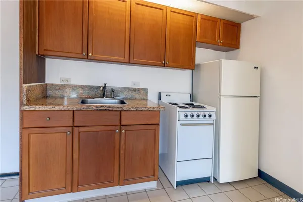 $230,000 | 1459 Pele Street, Unit 211, Honolulu, HI 96813