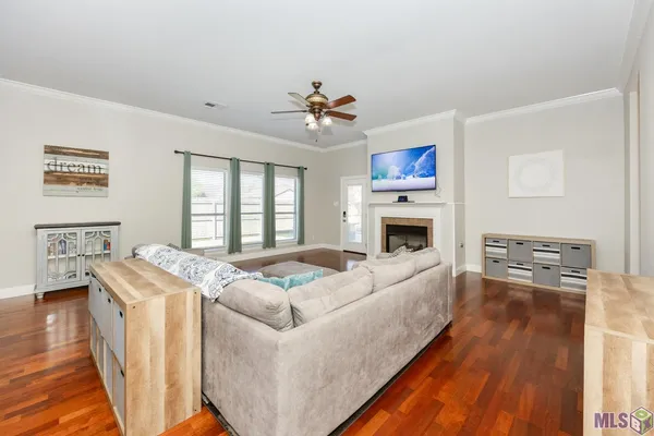 $319,999 | 37406 Cypress Trace Avenue, Geismar, LA 70734