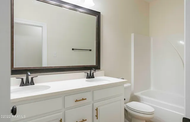 $2,300 | 311 Finnegan Way, Youngsville, LA 70592