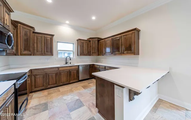 $2,300 | 311 Finnegan Way, Youngsville, LA 70592