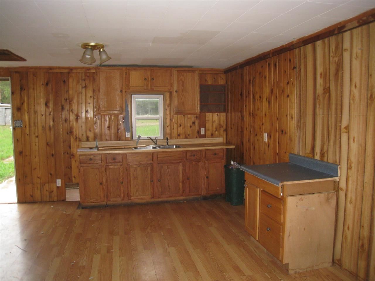 825 Tyler Road Southeast Kalkaska, MI 49646 - Photo 13 of 21 1783979-13.JPG