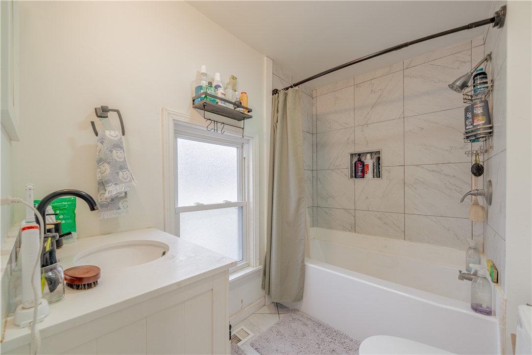 3 Norwood Street Rochester, NY 14607 - Photo 21 of 34