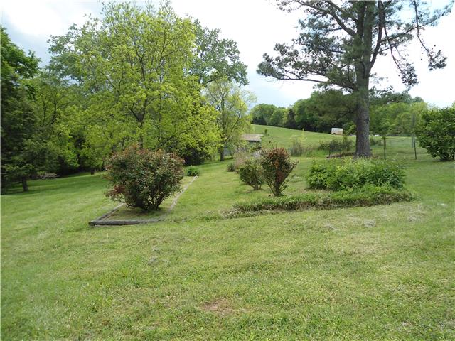 1373 Campbell Road Goodlettsville, TN 37072 - Photo 3 of 18 Gallery Image 3