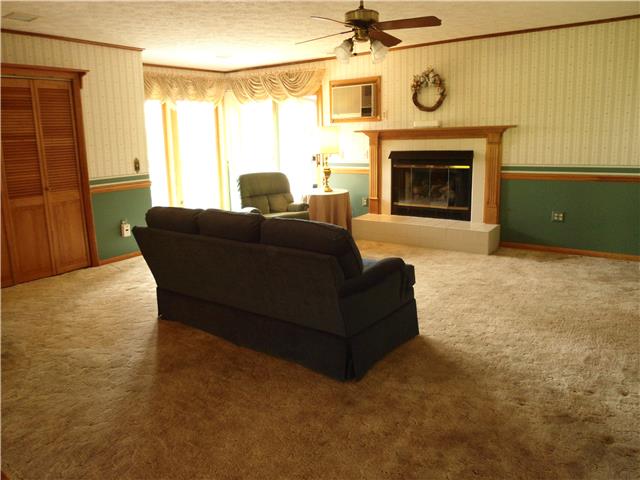 1373 Campbell Road Goodlettsville, TN 37072 - Photo 8 of 18 Gallery Image 8