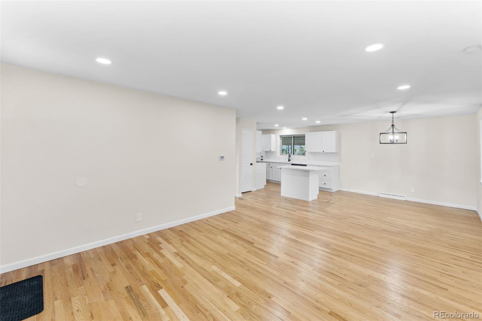 1675 South Raleigh Street Denver, CO 80219 - Photo 6 of 40 Gallery Image 6