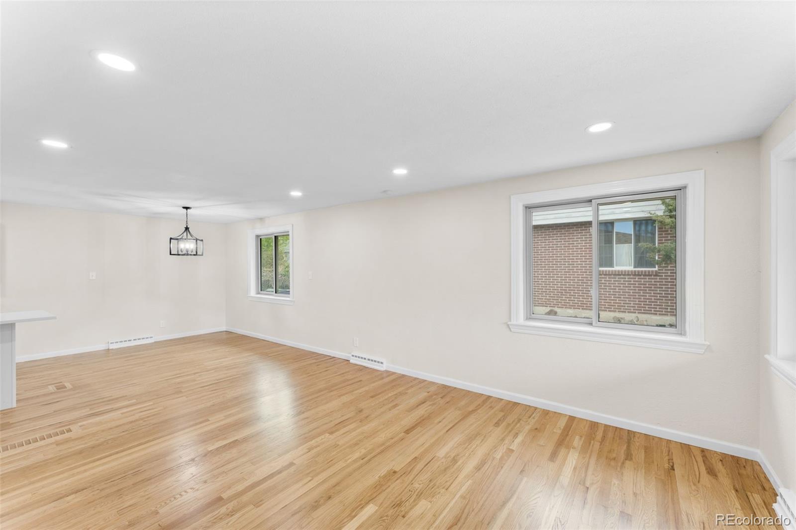 1675 South Raleigh Street Denver, CO 80219 - Photo 7 of 40 Gallery Image 7