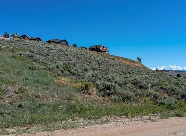 a view of a large building