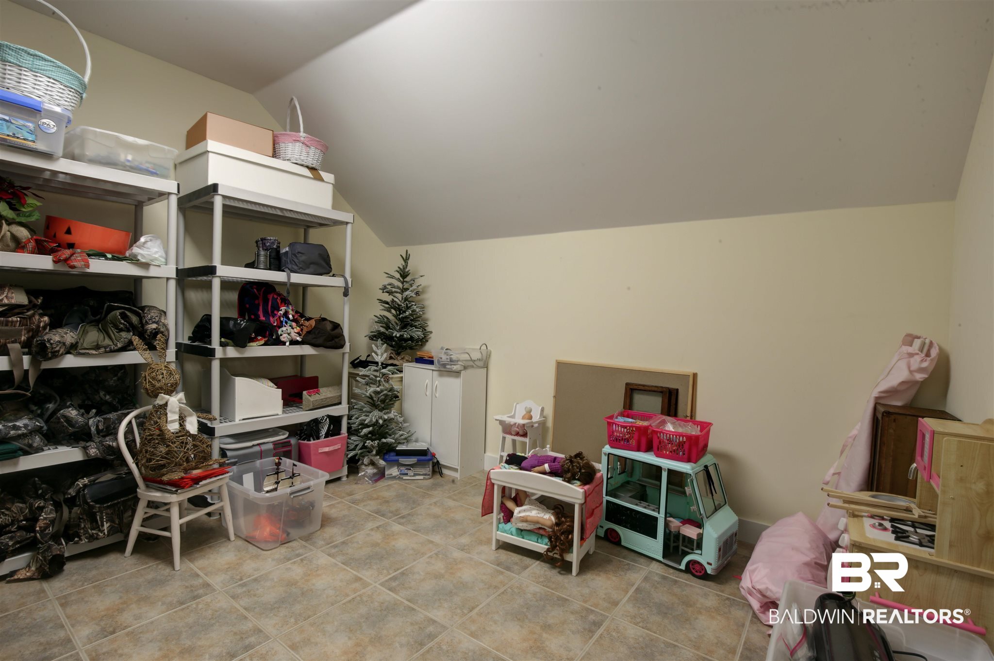 315 Cumberland Road Fairhope, AL 36532 - Photo 29 of 36 studio craft room/closet
