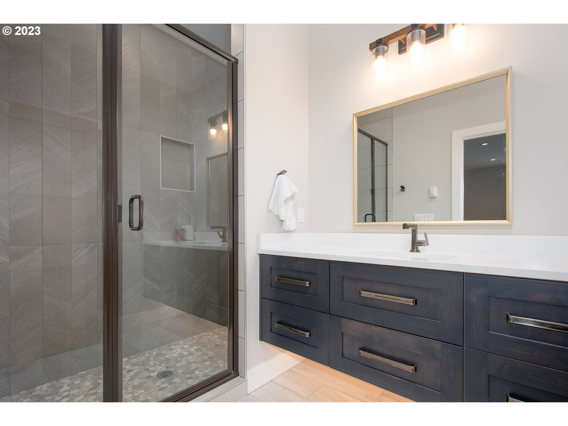 14563 Northwest Larson Road Portland, OR 97231 - Photo 35 of 47 Bathroom