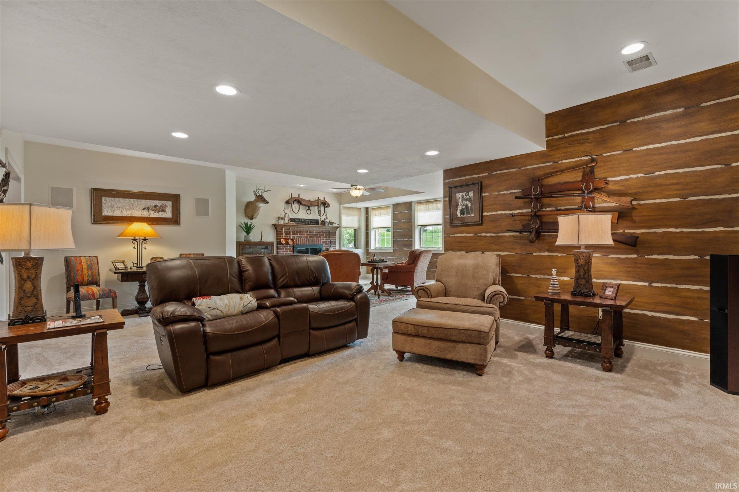 68555 Oak Road Lakeville, IN 46536 - Photo 29 of 36