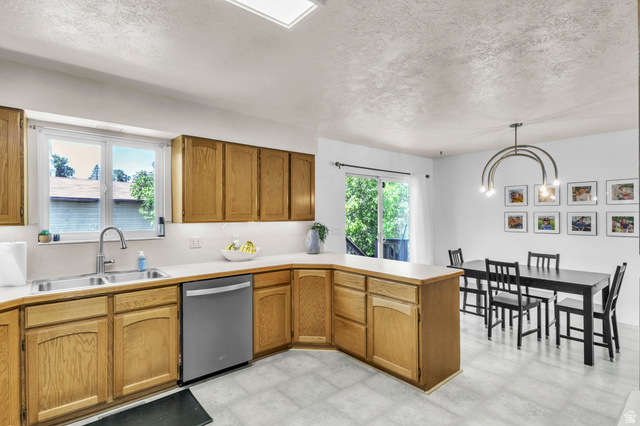 1055 North 1000 West Provo, UT 84604 - Photo 9 of 48
