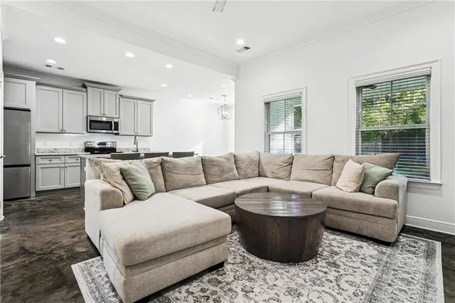 $279,900 | 71060 Lake Placid Drive, Covington, LA 70433