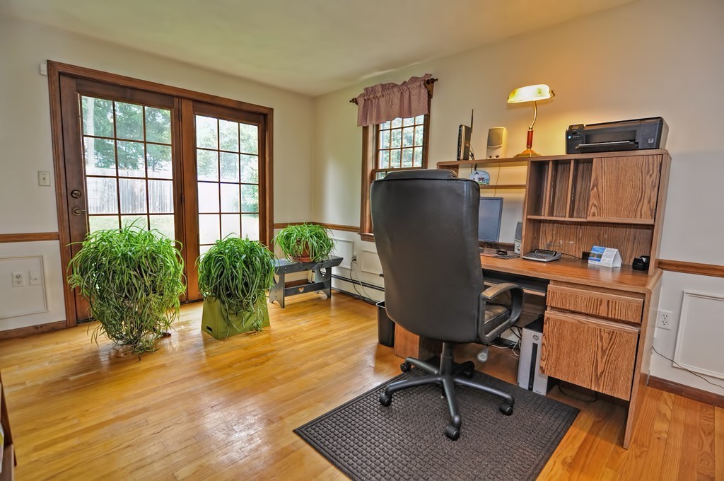 8 Summerfield Road Walpole, MA 02081 - Photo 13 of 30 Gallery Image 13