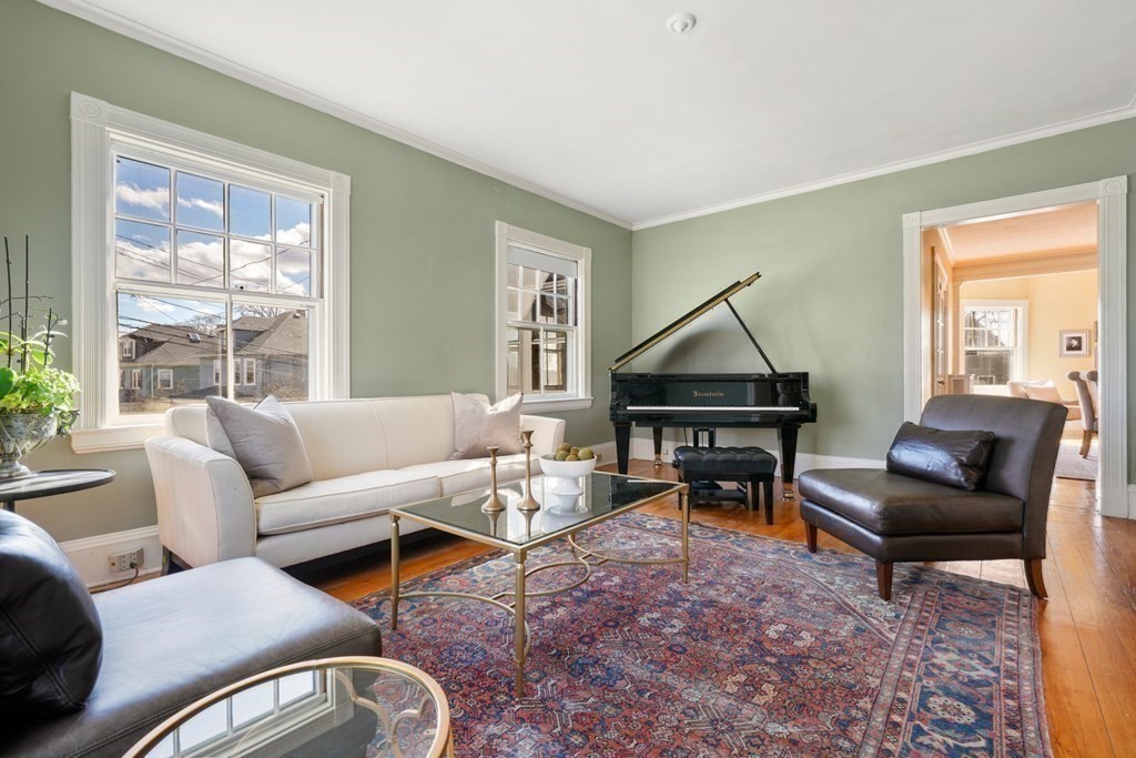 3 Rundel Park Boston, MA 02124 - Photo 7 of 31 a living room with furniture