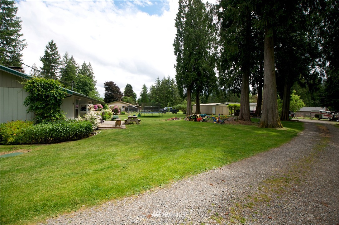 9545 Evergreen Valley Road Southeast Olympia, WA 98513 - Photo 5 of 16 Gallery Image 5
