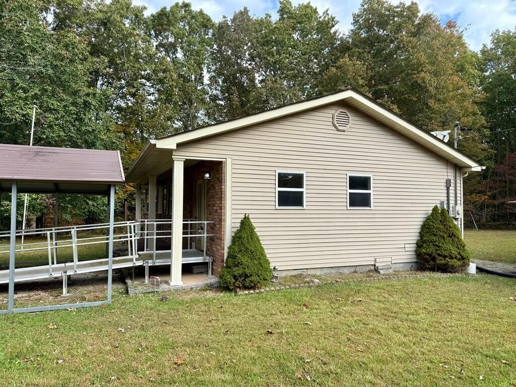 531 Mary Cromwell Road Jamestown, TN 38556 - Photo 4 of 28 Gallery Image 4
