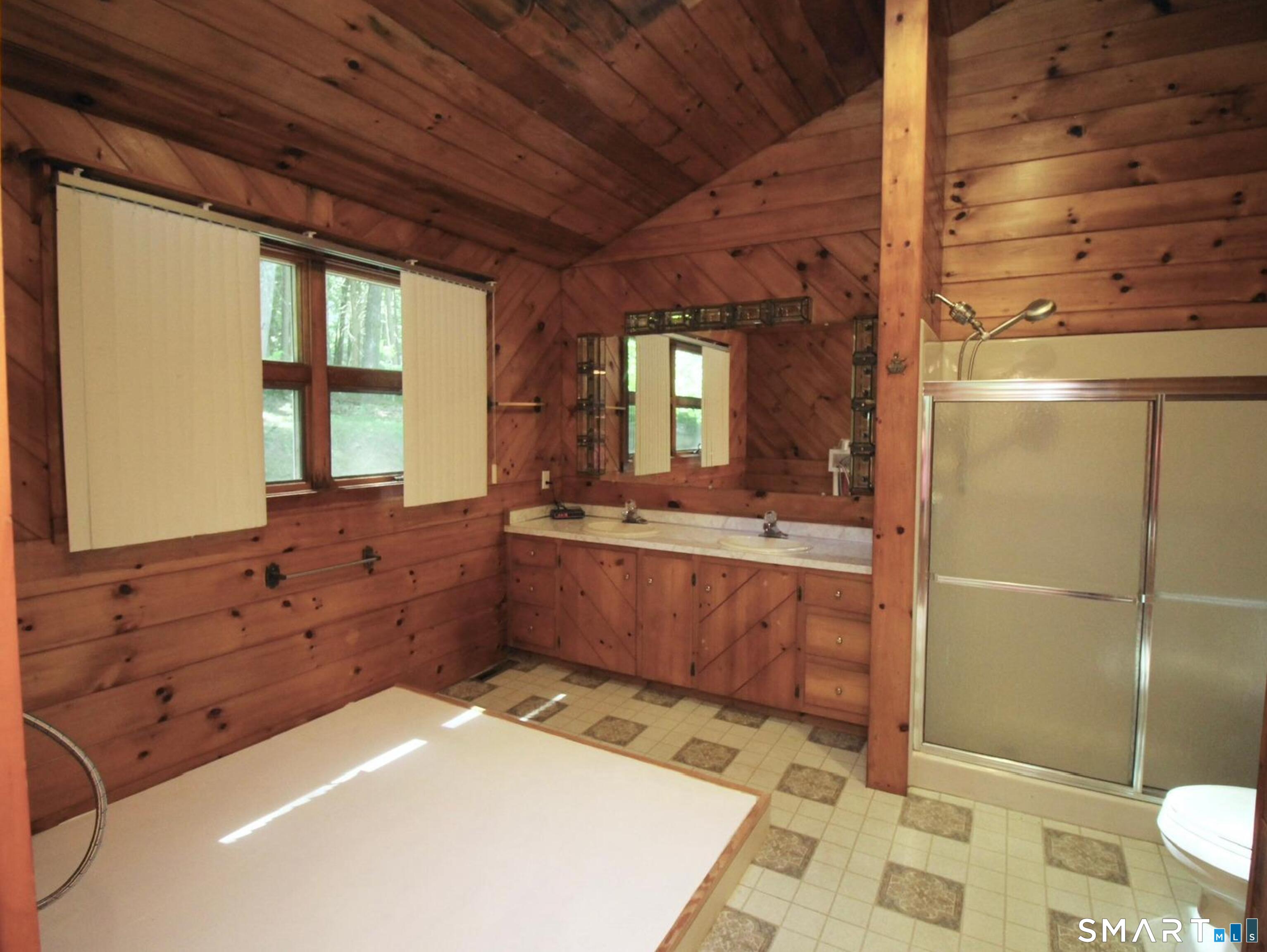 60 Lyon Road Woodstock, CT 06282 - Photo 10 of 23