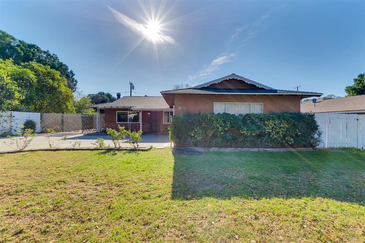 4096 Acacia Street Riverside, CA 92503 - Photo 2 of 24