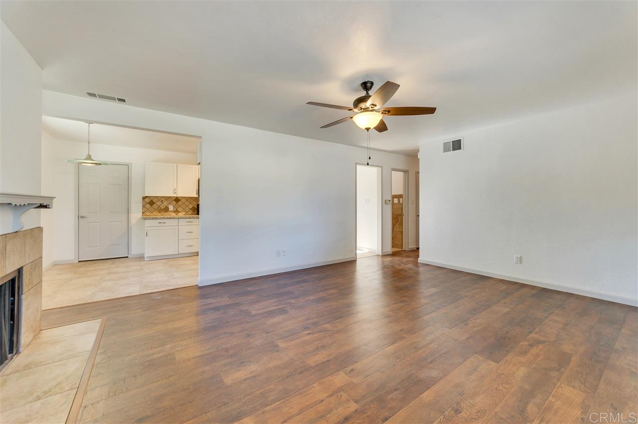 4096 Acacia Street Riverside, CA 92503 - Photo 9 of 24