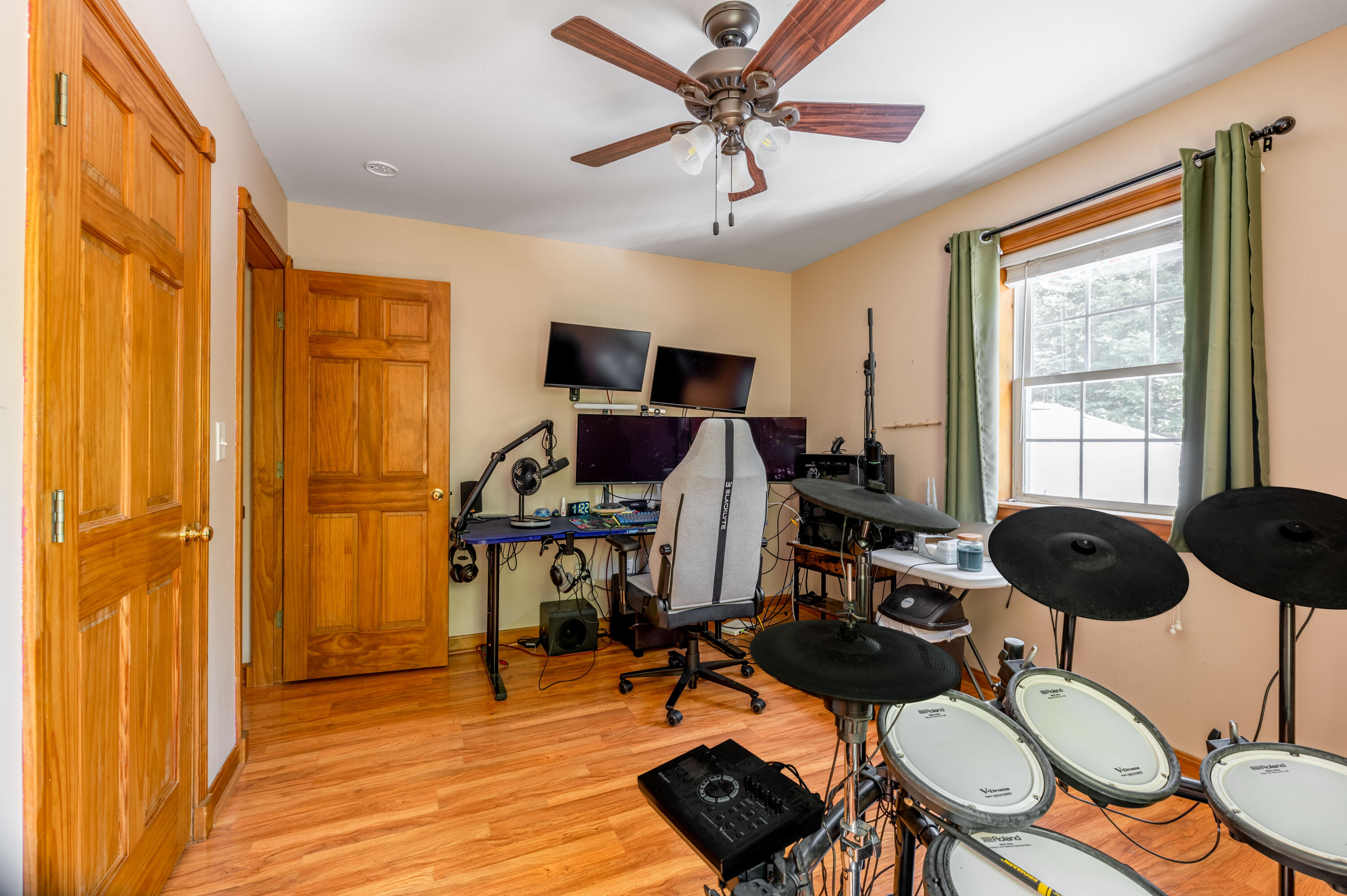 514 Meadow Road Hampden, ME 04444 - Photo 15 of 42 Meadow Rd-36