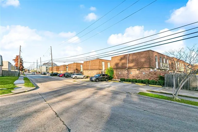 $1,600 | 4059 Division Street, Metairie, LA 70002
