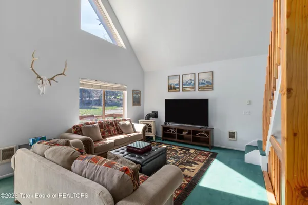$795,000 | 681 Overlook Circle, Alpine, WY 83128
