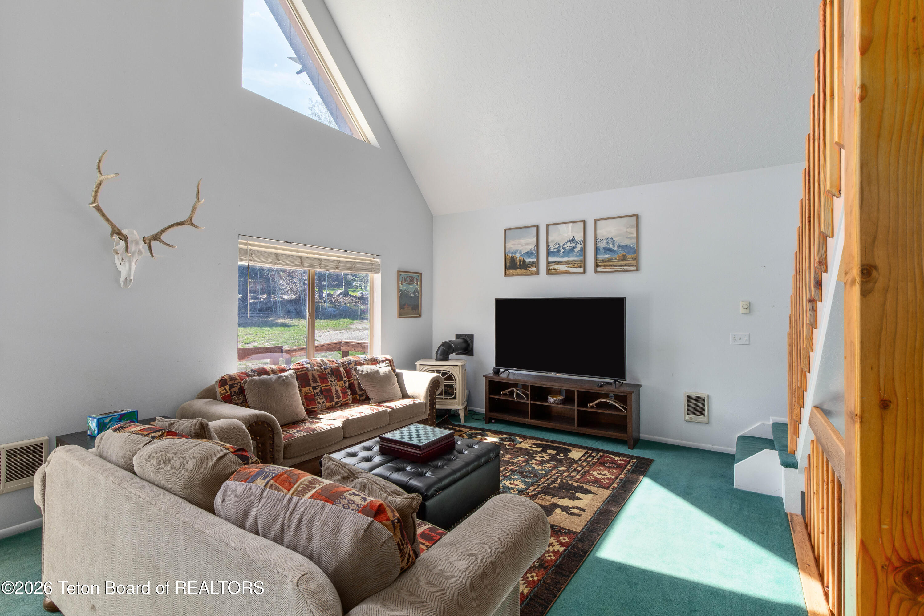 681 Overlook Circle Alpine, WY 83128 - Photo 14 of 54 681 Overlook_IMG_3369