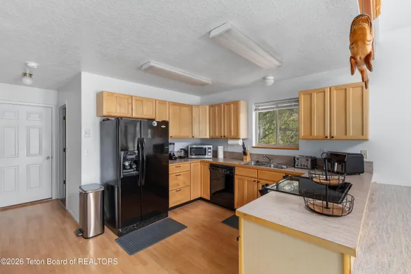 $795,000 | 681 Overlook Circle, Alpine, WY 83128