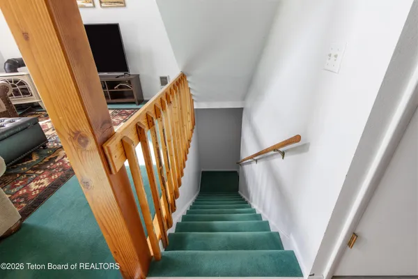 $795,000 | 681 Overlook Circle, Alpine, WY 83128
