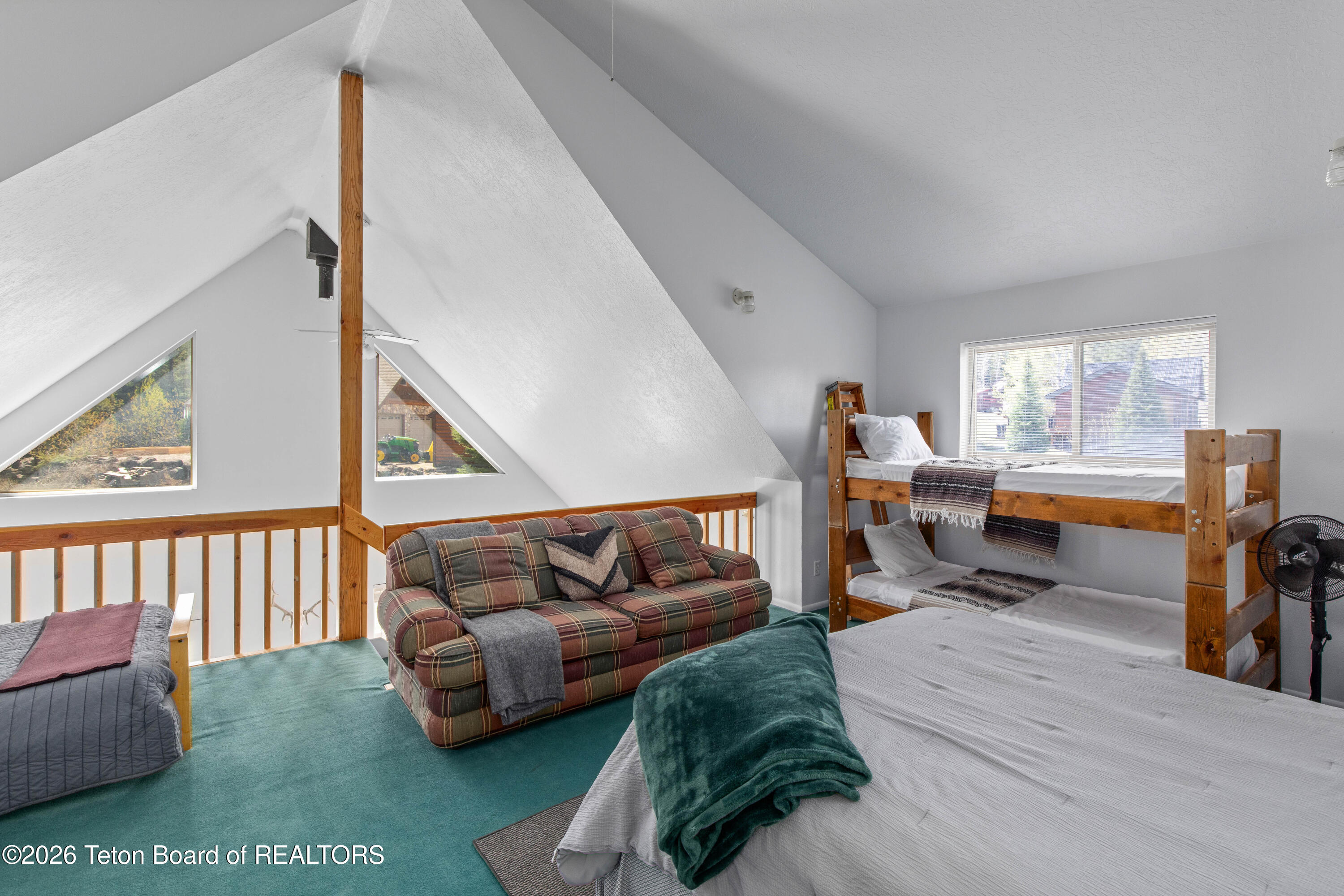 681 Overlook Circle Alpine, WY 83128 - Photo 25 of 54 681 Overlook_IMG_3501