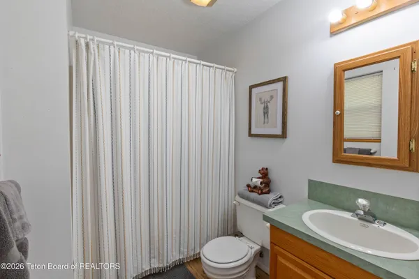 $795,000 | 681 Overlook Circle, Alpine, WY 83128