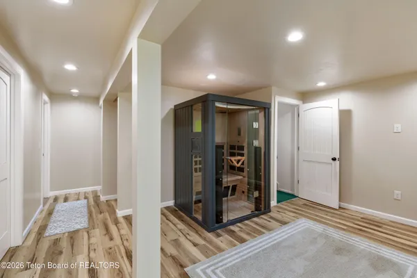 $795,000 | 681 Overlook Circle, Alpine, WY 83128