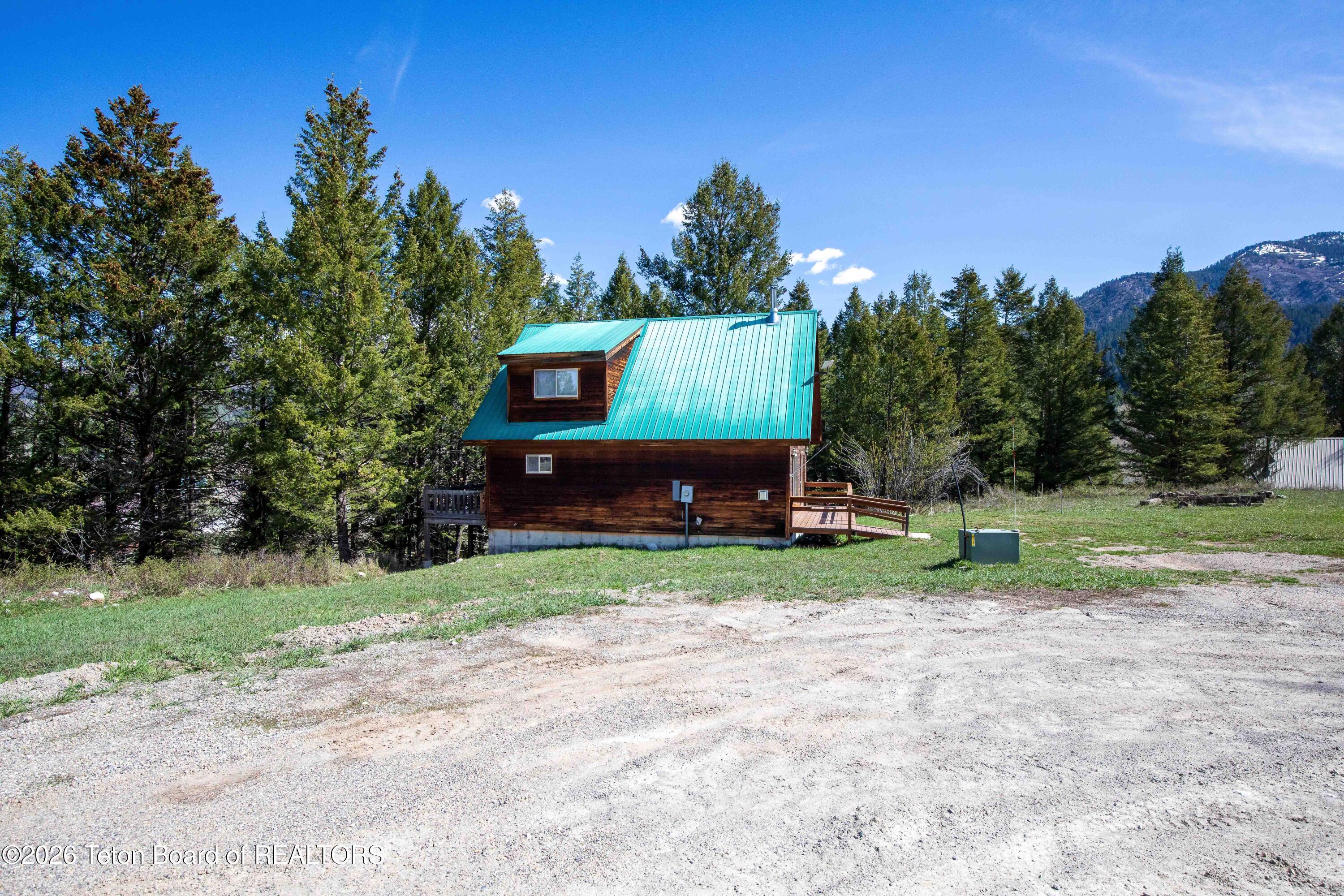 681 Overlook Circle Alpine, WY 83128 - Photo 42 of 54 681 Overlook_IMG_3310
