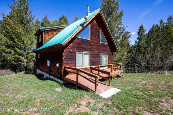 $795,000 | 681 Overlook Circle, Alpine, WY 83128