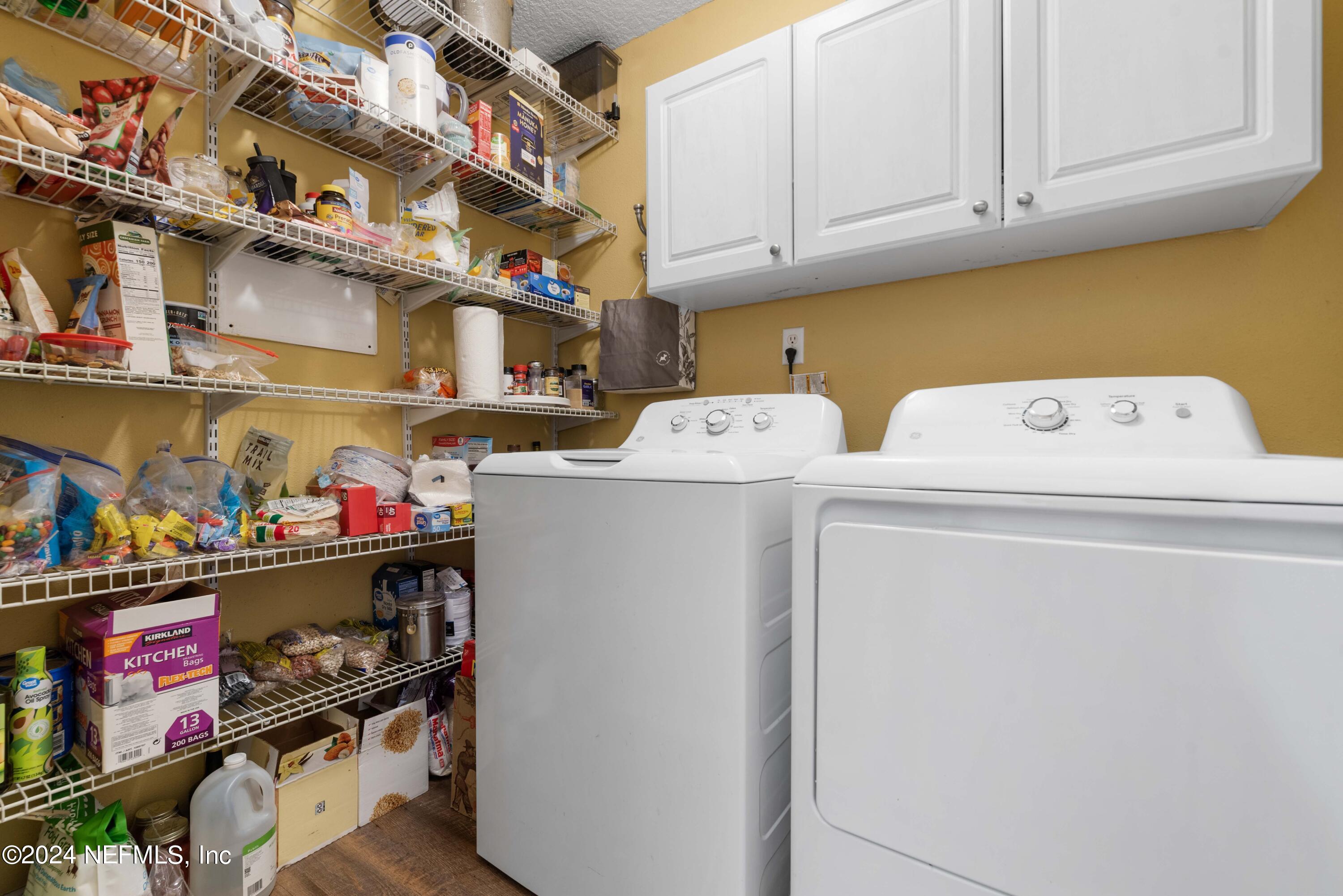 968 Deer Spring Drive Jacksonville, FL 32221 - Photo 14 of 31 a utility room with dryer and washer