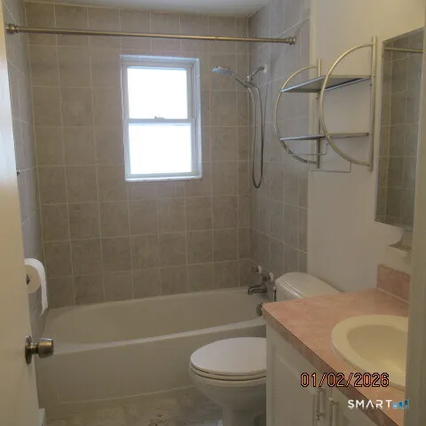 $1,400 | 152 Surrey Drive, Unit 156, Bristol, CT 06010