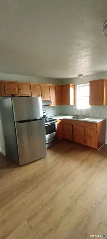 $1,400 | 152 Surrey Drive, Unit 156, Bristol, CT 06010